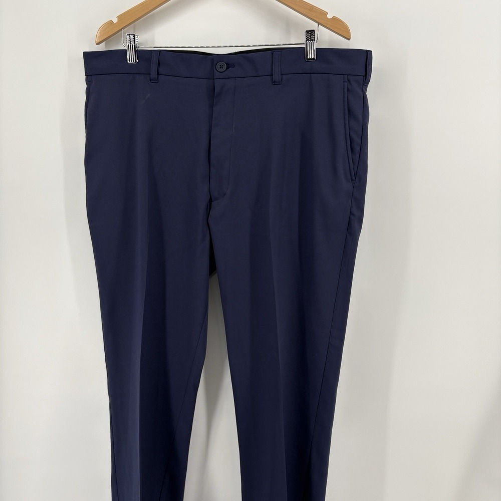 Men's Roundtree & Yorke Men's 38x32 Easy Care Dress Pants Blue Business Casual